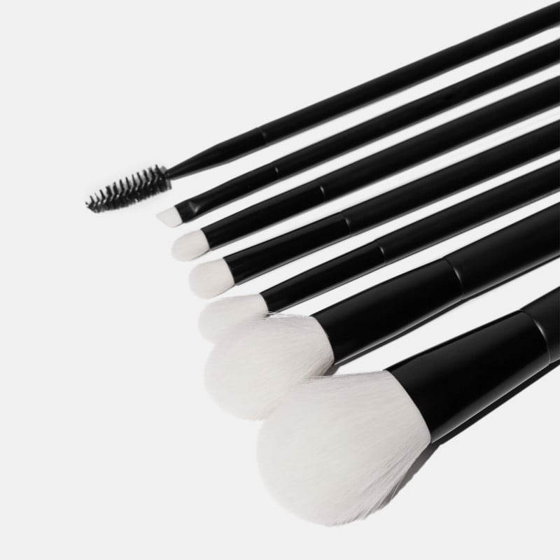 Set di Pennelli con Portapennelli Rigido Tubolare (Nero) - INGLOT